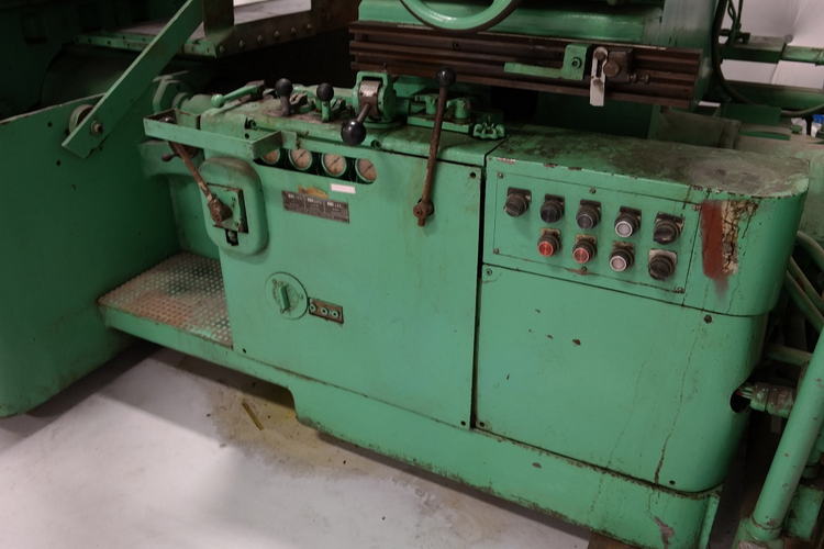 1448 KY BRYANT Internal Grinder, 56 Swing Over Table, 48 6-Jaw Face Plate