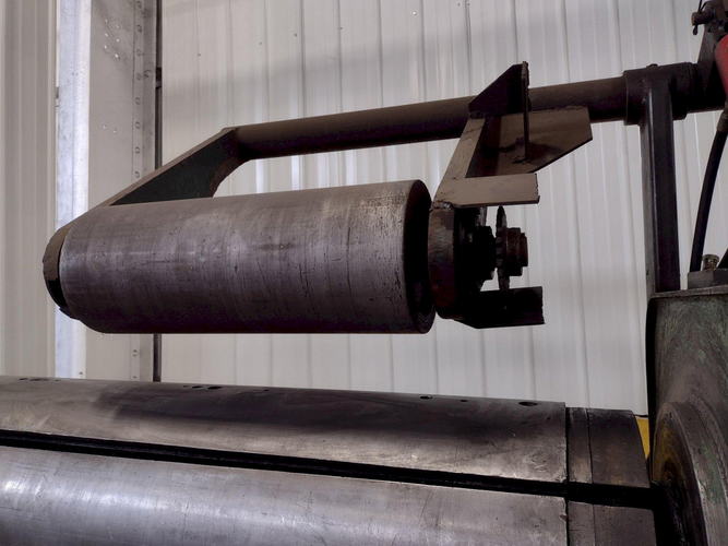 30,000 Lb FORTE Motorized Uncoiler, 20 ID, 60 Width, Pneumatic Hold Down Arm