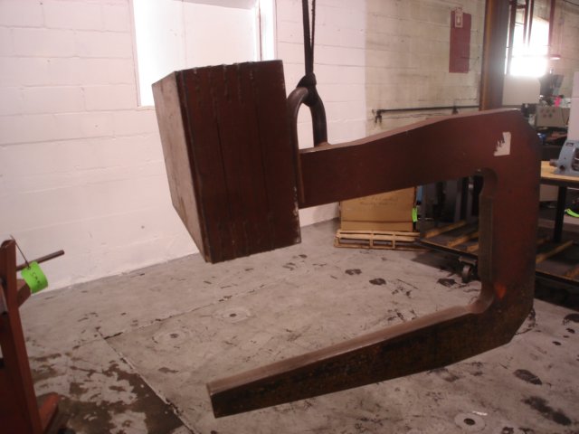 10,000 Lb Coil Hook, 19 Throat, 40 Length, 50 Max Coil Width, with Cart