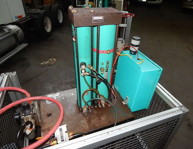 4 Ton TOX PRESSOTECHNIK Pneumatic Press, 7.87 Str, 15 Dylt, 20 x 14 Bed