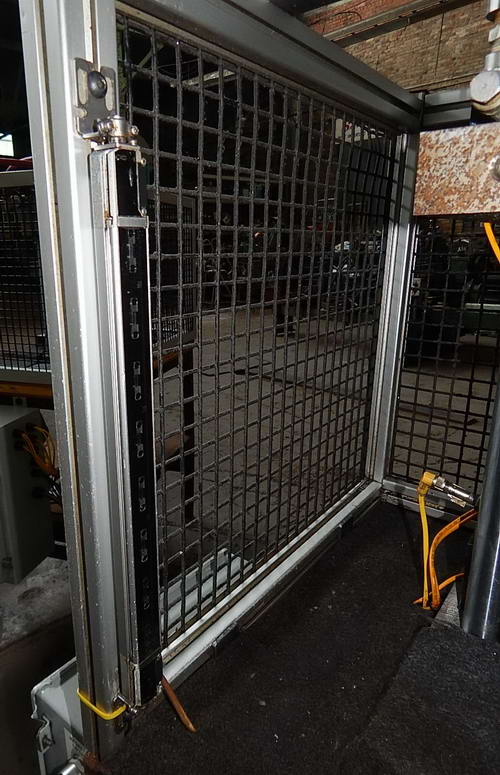 4 Ton TOX PRESSOTECHNIK Pneumatic Press, 7.87 Str, 15 Dylt, 20 x 14 Bed