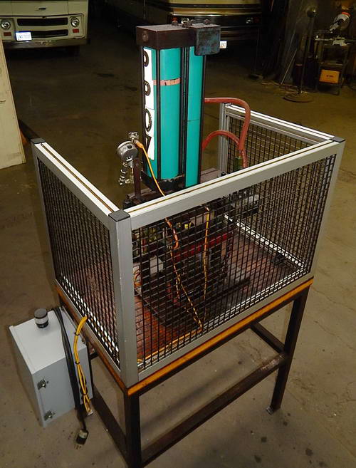 4 Ton TOX PRESSOTECHNIK Pneumatic Press, 7.87 Str, 14 Dylt, 17 x 14 Bed