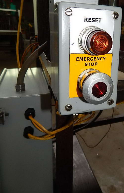 4 Ton TOX PRESSOTECHNIK Pneumatic Press, 7.87 Str, 15 Dylt, 20 x 14 Bed