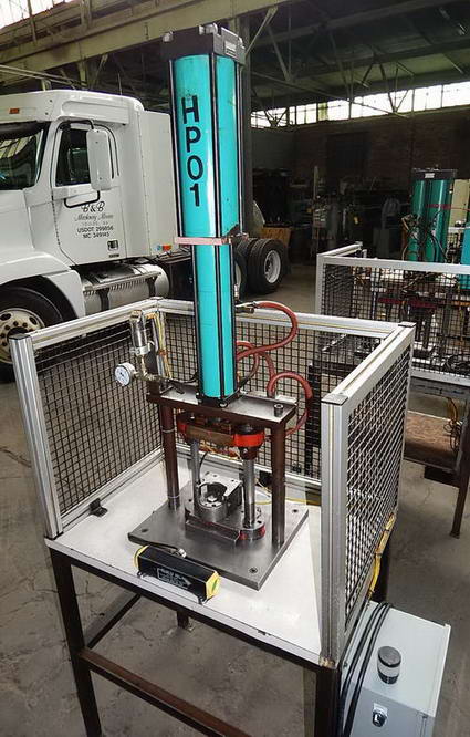 4 Ton TOX PRESSOTECHNIK Pneumatic Press, 5.91 Str, 14-1/2 Dylt, 17 x 14 Bed