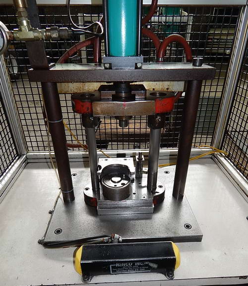 4 Ton TOX PRESSOTECHNIK Pneumatic Press, 5.91 Str, 14-1/2 Dylt, 17 x 14 Bed