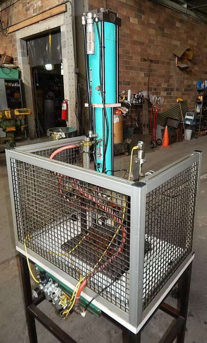 4 Ton TOX PRESSOTECHNIK Pneumatic Press, 5.91 Str, 14-1/2 Dylt, 17 x 14 Bed