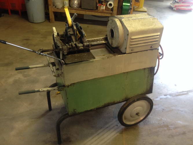 2 OSTER 664 Pipe & Bolt Threader, Cut-Off/Thread/Ream/Bevel/Groove, Auto Chuck