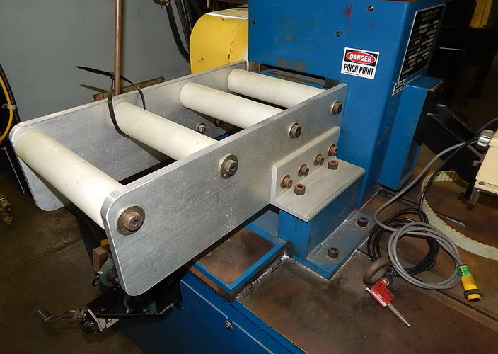 6 W x .062 CWP Pneu Pinch Feed Roll Stand, Right-to-Left, 39-1/2 Passline