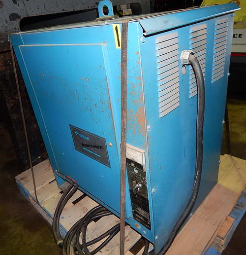 Battery Charger, 45 Volt GOULD, Wall & Battery Plugs, Manual Timer