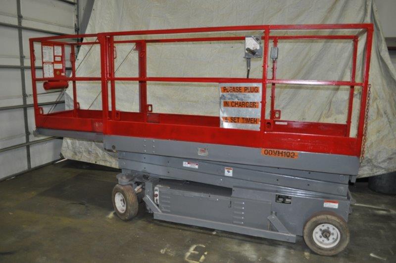MAYVILLE 2034HT Scissor Lift, 26' Max Ht, 750 Lb Capacity, 24 Volt