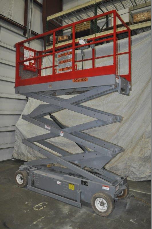 MAYVILLE 2034HT Scissor Lift, 26' Max Ht, 750 Lb Capacity, 24 Volt