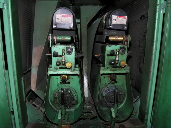 36 TIMESAVER 336 M-2 Belt Sander, 20 to 60 FPM, (2) 25 HP