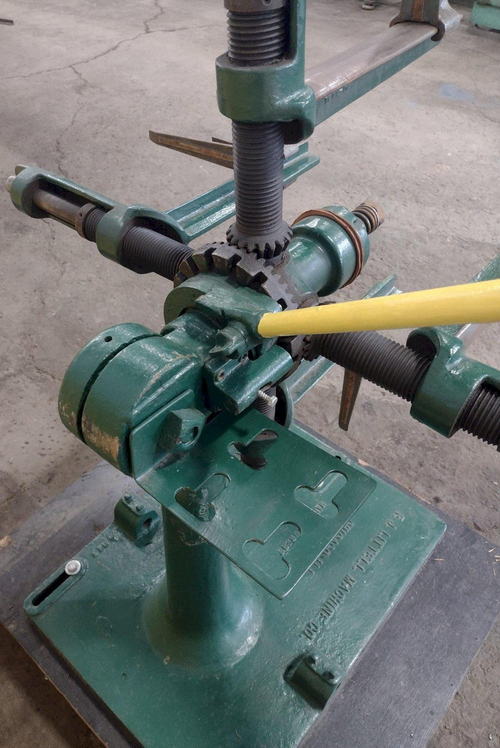 500 Lb LITTELL Model 3 Uncoiler