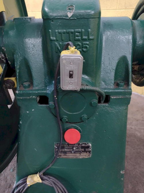 2,500 Lb LITTELL Uncoiler, 15 ID, 18 Width, Electric Brake