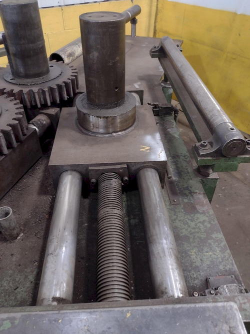 WALLACE 4-Roll Pipe Bender, 8 Rd Pipe, 15 Max Roll Dia, (2) Pinch Rolls, 20 HP