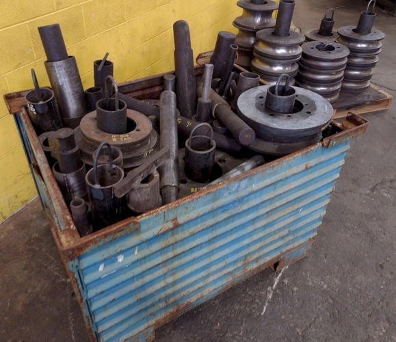 WALLACE 4-Roll Pipe Bender, 8 Rd Pipe, 15 Max Roll Dia, (2) Pinch Rolls, 20 HP