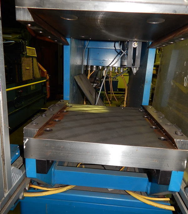 8 Ton FARGER & JOOSTEN MULTIPOWER C-Frame, 7.9 Str, 13 DLO, 14 x 14 Bed/Ram