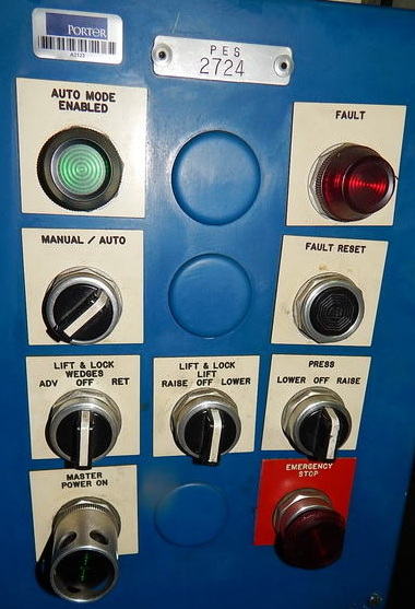 34 Ton FARGER & JOOSTEN MULTIPOWER Press, 7.9 Str, 13 DLO, 14 x 14 Bed/Ram