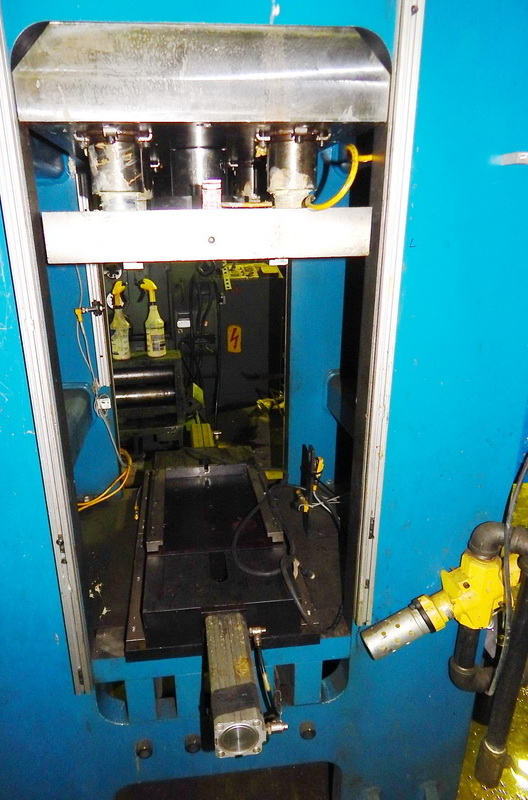 34 Ton FARGER & JOOSTEN MULTIPOWER Press, 7.9 Str, 13 DLO, 14 x 14 Bed/Ram