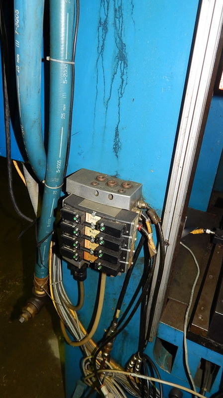 34 Ton FARGER & JOOSTEN MULTIPOWER Press, 7.9 Str, 13 DLO, 14 x 14 Bed/Ram