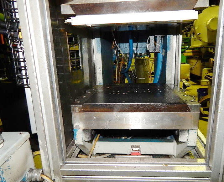 34 Ton FARGER & JOOSTEN MULTIPOWER C-Frame, 7.9 Str, 13 DLO, 14 x 14 Bed/Ram