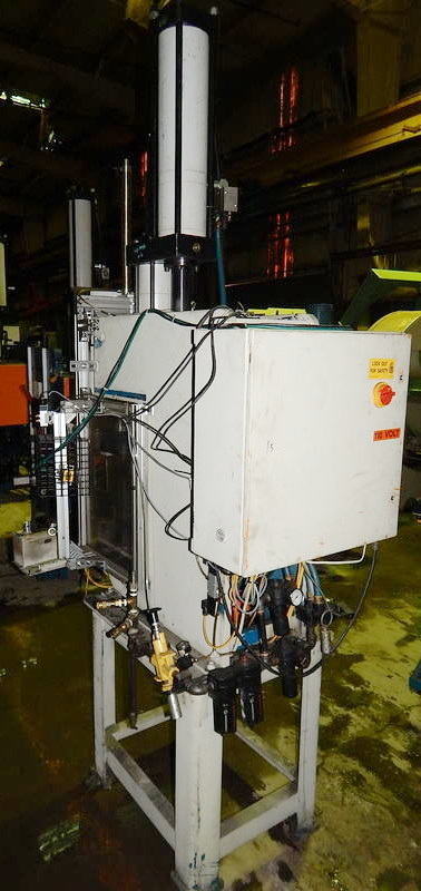 16 Ton FARGER & JOOSTEN MULTIPOWER C-Frame, 7.9 Str, 13 DLO, 14 x 14 Bed/Ram