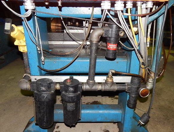 90 Ton FARGER & JOOSTEN MULTIPOWER Press, 7.9 Str, 26 DLO, 24 x 17 Bed/Ram