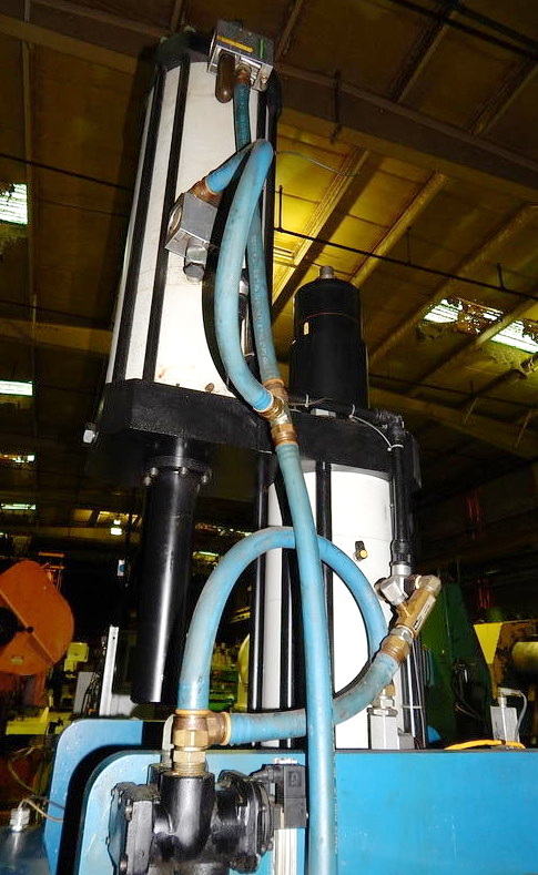 120 Ton FARGER & JOOSTEN MULTIPOWER Press, 7.9 Str, 26 DLO, 24 x 17 Bed/Ram