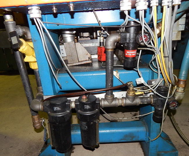 120 Ton FARGER & JOOSTEN MULTIPOWER Press, 7.9 Str, 26 DLO, 24 x 17 Bed/Ram