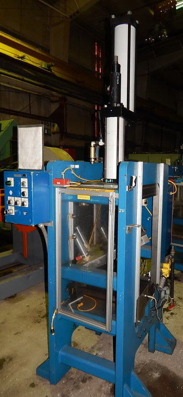 16 Ton FARGER & JOOSTEN MULTIPOWER Press, 7.9 Str, 13 DLO, 14 x 14 Bed/Ram