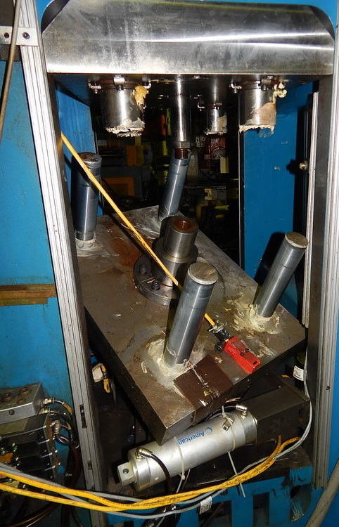 16 Ton FARGER & JOOSTEN MULTIPOWER Press, 7.9 Str, 13 DLO, 14 x 14 Bed/Ram