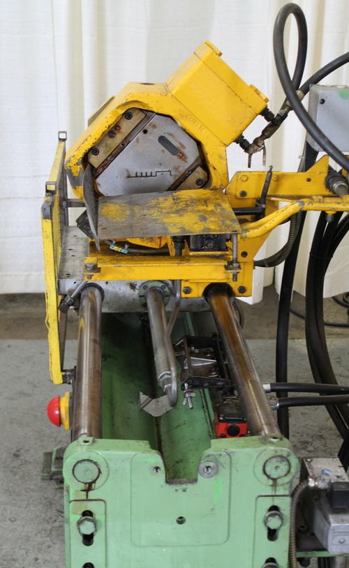 25 Ton DREISTERN Hydraulic Cut-Off Press, 6 Admissible Part, 30 Travel, 10 HP