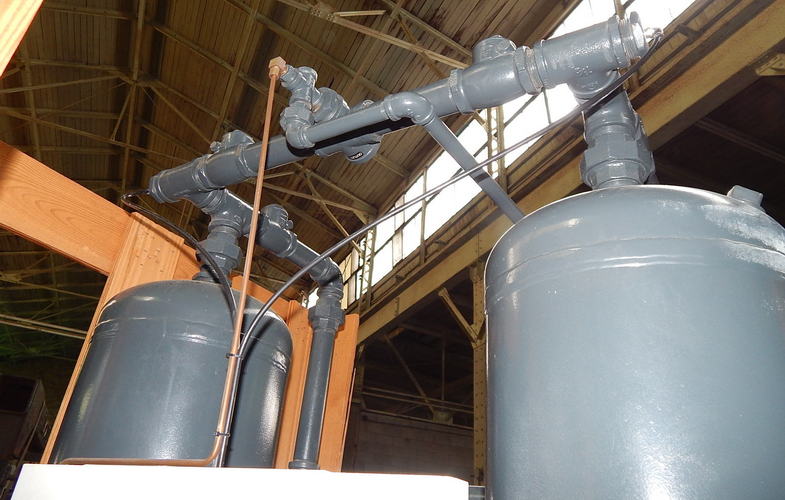 300 SCFM @ 100 PSIG SPX-DELTECH RP300 Externally Heated Desiccant Air Dryer