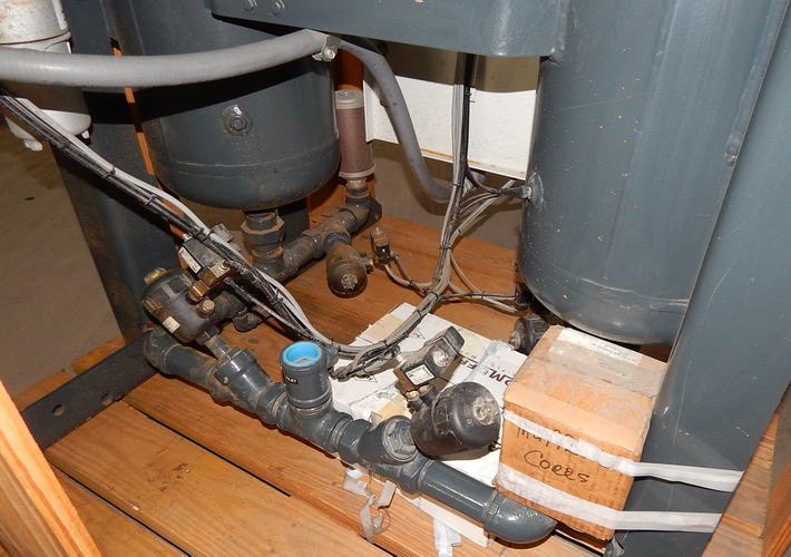 300 SCFM @ 100 PSIG SPX-DELTECH RP300 Externally Heated Desiccant Air Dryer