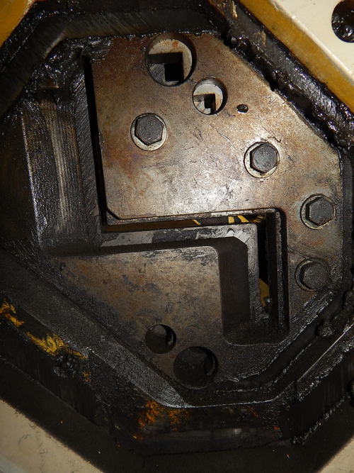 5 x 5 x 1/2 PEDDINGHAUS Ironworker, 88 Ton, 1-1/16 x 3/4 Punch, 10 HP