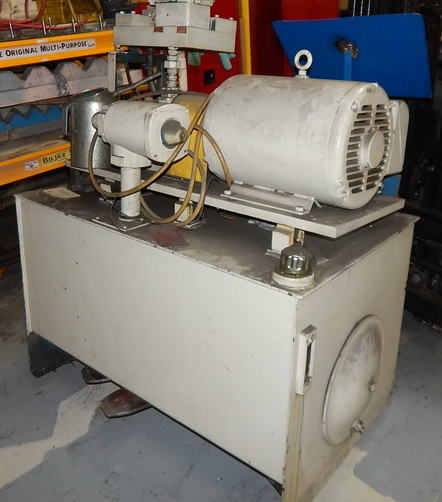 4 Ton, 24 Str, B & H ASTRO Vertical Hydraulic Broach, 20.5 x 15 Bed, 25 HP Hyd