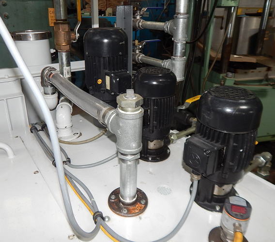 NSH Water Chiller w/ Amer.Ind. Fan Cooled Two Pass Radiator, Recirc. Filtration