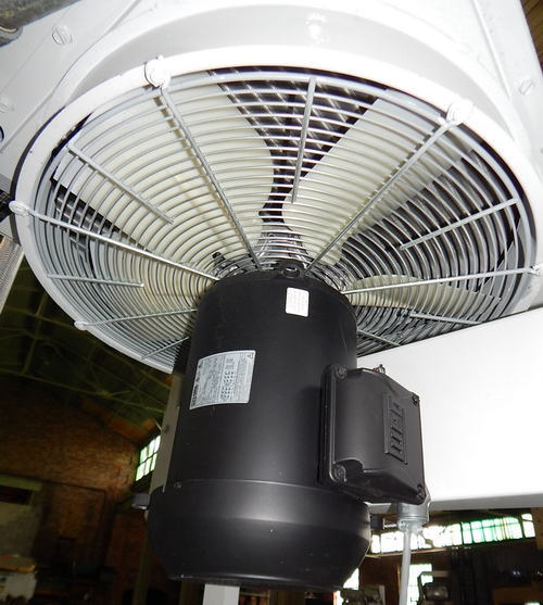 NSH Water Chiller w/ Amer.Ind. Fan Cooled Two Pass Radiator, Recirc. Filtration