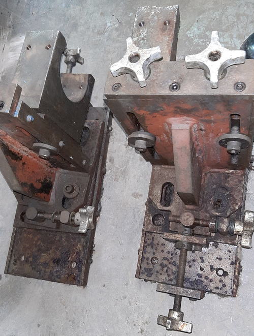 Exit Straightener, 16 x 7-1/2 Base, 7 x 6 Mounting, 3-Axis Adjust, (2) Avail