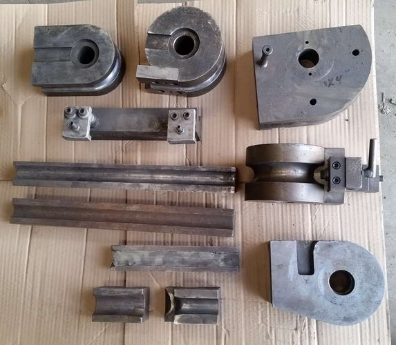 2-1/2 PINES 1-1/4 Hyd Bender, CCW, 8-Pos Turret Stop, Mandrel Extractor, 10 HP