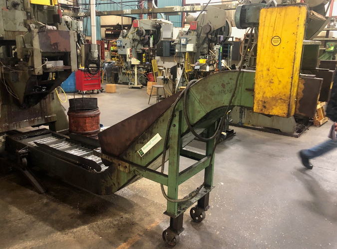 18 x 12' WARDCRAFT Scrap Conveyor, 5' Base Leg, 48 Rise, 16 Discharge