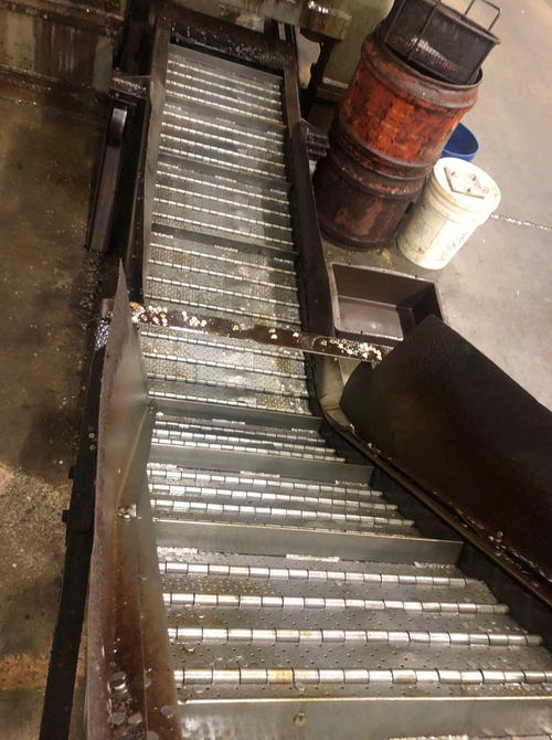 18 x 12' WARDCRAFT Scrap Conveyor, 5' Base Leg, 48 Rise, 16 Discharge