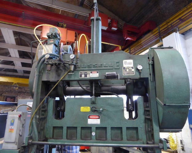 60 Ton ROUSSELLE SSDC Press, 4 Str, 26 SH, 3 Adj, 22 x 44 Bed, 50 SPM, 5 HP