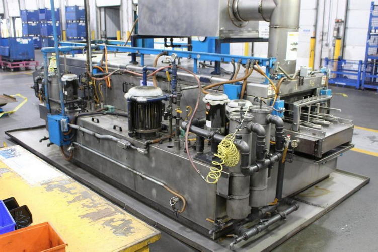 24 W x 12 H MIDBROOK 3-Stage Belt Washer, Elect Heated Wash/Rinse, Regen B/O