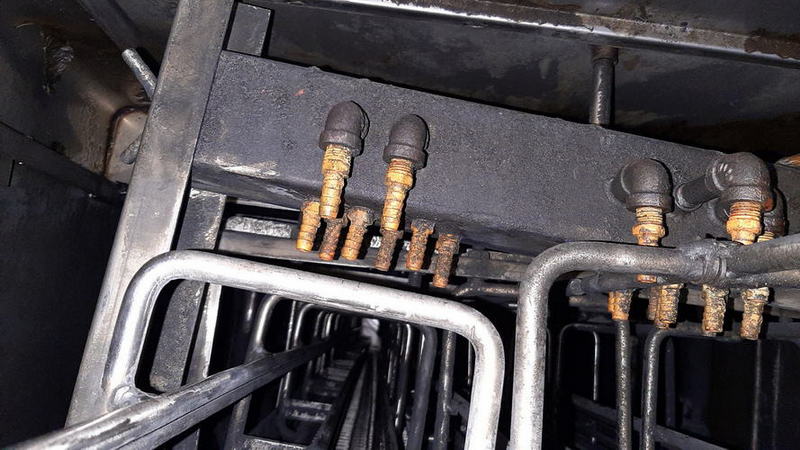 24 W x 12 H MIDBROOK 3-Stage Belt Washer, Elect Heated Wash/Rinse, Regen B/O