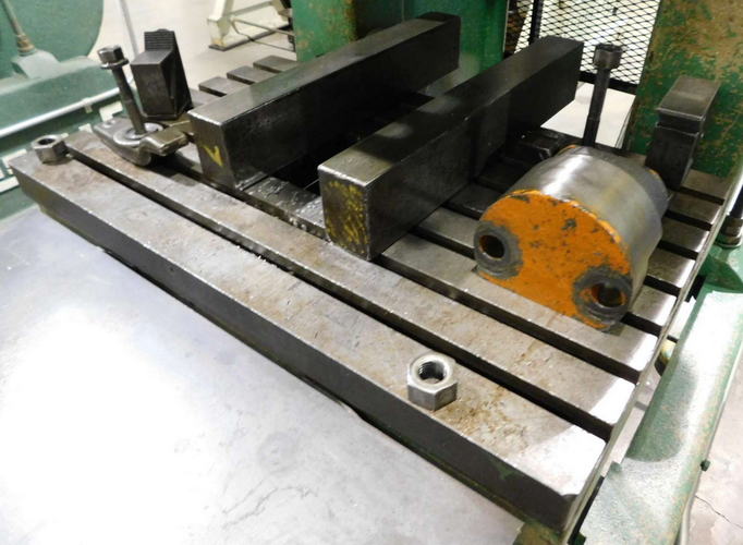 40 Ton ROUSSELLE OBI Press, 3 Str, 12 SH, 3-1/2 Adj, 16 x 26 Bed, 105 SPM