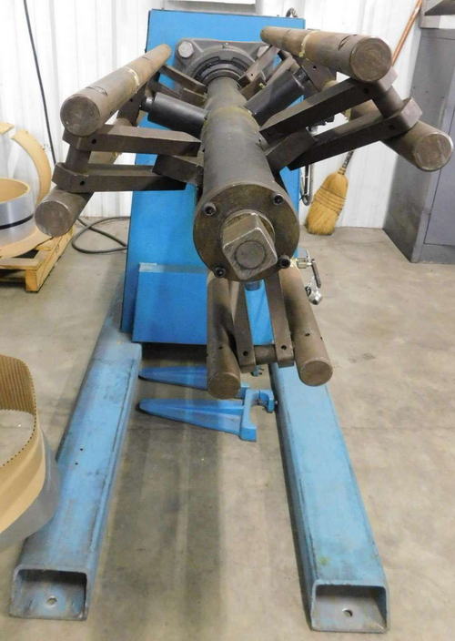 4,000 Lb DURANT Motorized Uncoiler, 15 to 20 ID, 64 OD, 32 Width, Loop Ctr