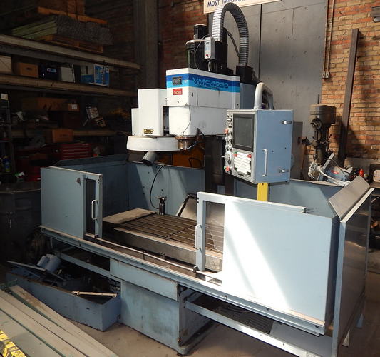 904-1 FADAL Vertical CNC Mill, 40 x 20 Table, CAT-40, 21-Position Tool Changer