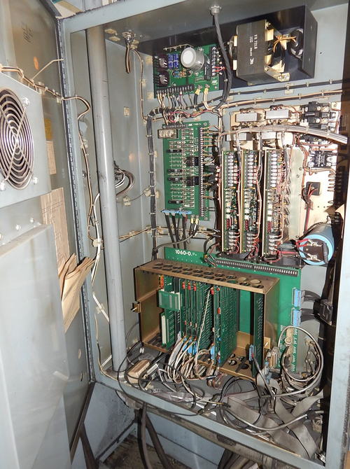 904-1 FADAL Vertical CNC Mill, 40 x 20 Table, CAT-40, 21-Position Tool Changer