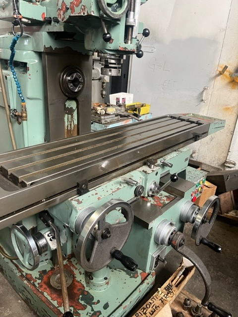 Series II SUPERMAX Horizontal / Vertical Milling Machine, 11 x 51 Table